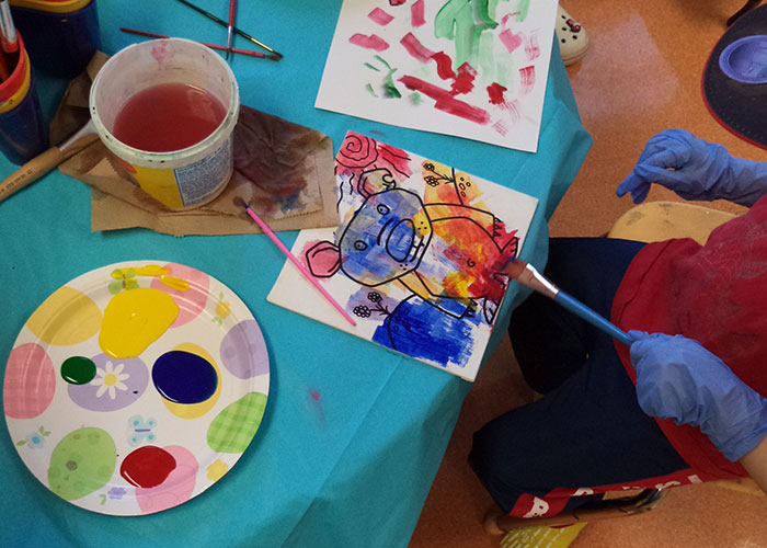 ArtCares for Kids is a Miami-based nonprofit organization serving children in medical settings dealing with psychological, emotional and physical challenges.